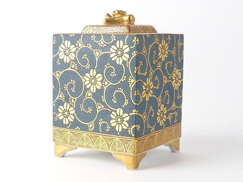 九谷焼　伊平　青粒唐草　香合　九谷伊平 Yahoo!オークション - 九谷焼 伊平 造『青粒唐草香合』共箱栞付